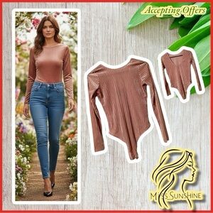 Forever21 - Sz S - crushed ribbed velvet shiny bodysuit , backless